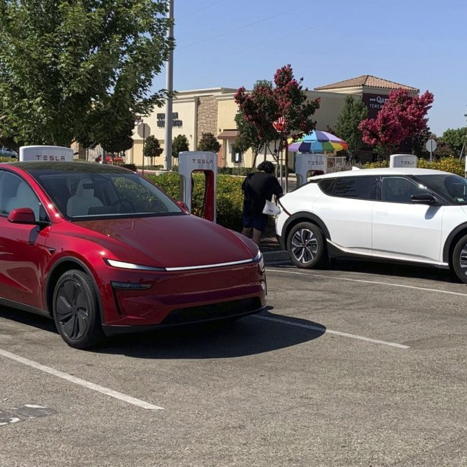 Autá značky Tesla.