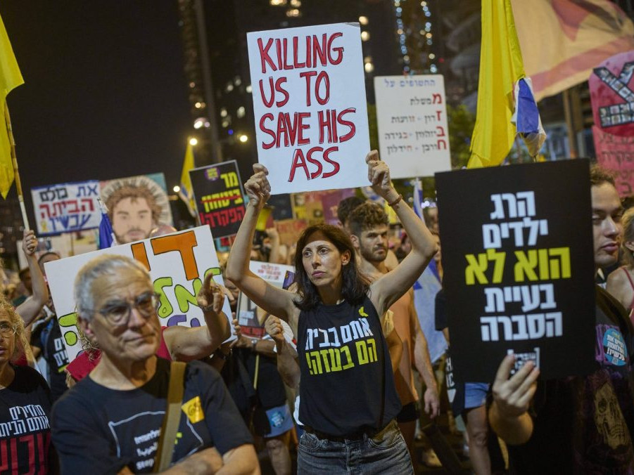 demonštranti v Tel Avive