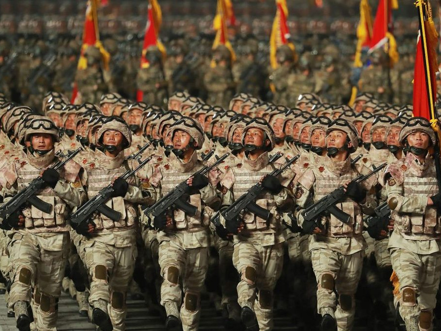 Na snímke severokórejská armáda.