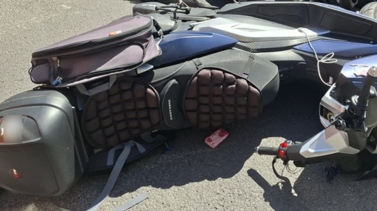 Zrážku s autom v Čadci neprežil 54-ročný motocyklista.