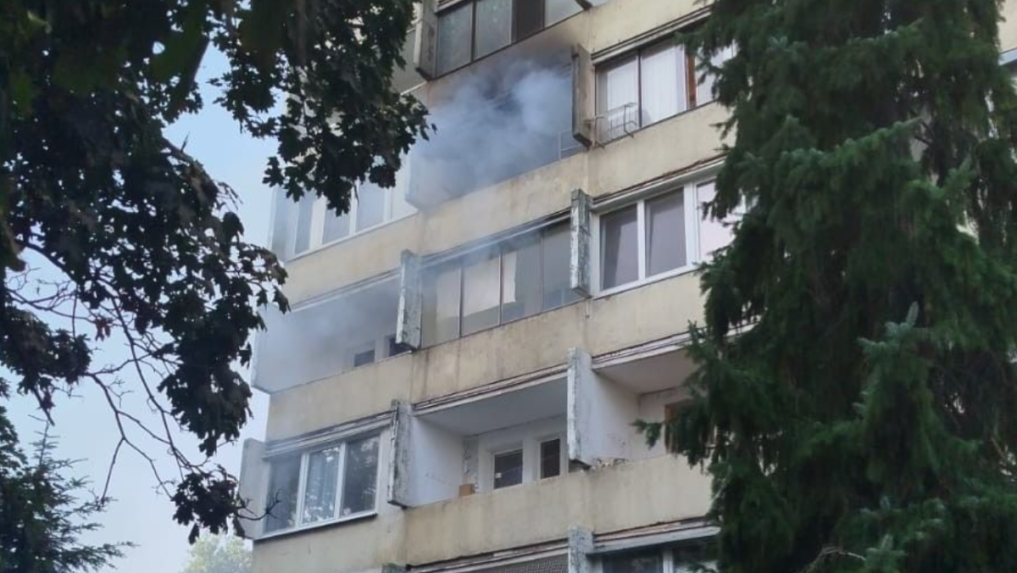 V byte na Medveďovej ulici v bratislavskej Petržalke došlo k požiaru.