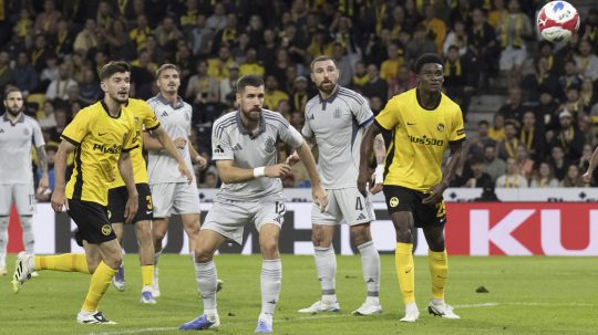 futbalisti Slovanu a Young Boys Bern