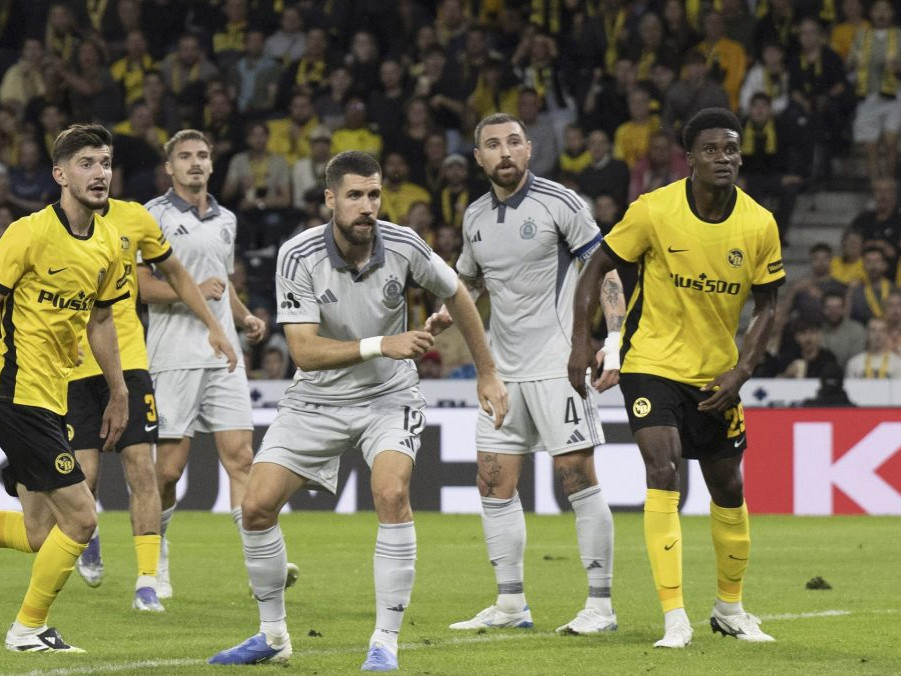 futbalisti Slovanu a Young Boys Bern