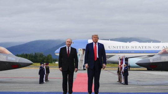 Donald Trump a Vladimir Putin na Aljaške.