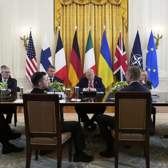 Donald Trump rokoval s Volodymyrom Zelenským, európskymi lídrami a predstaviteľmi EÚ a NATO.
