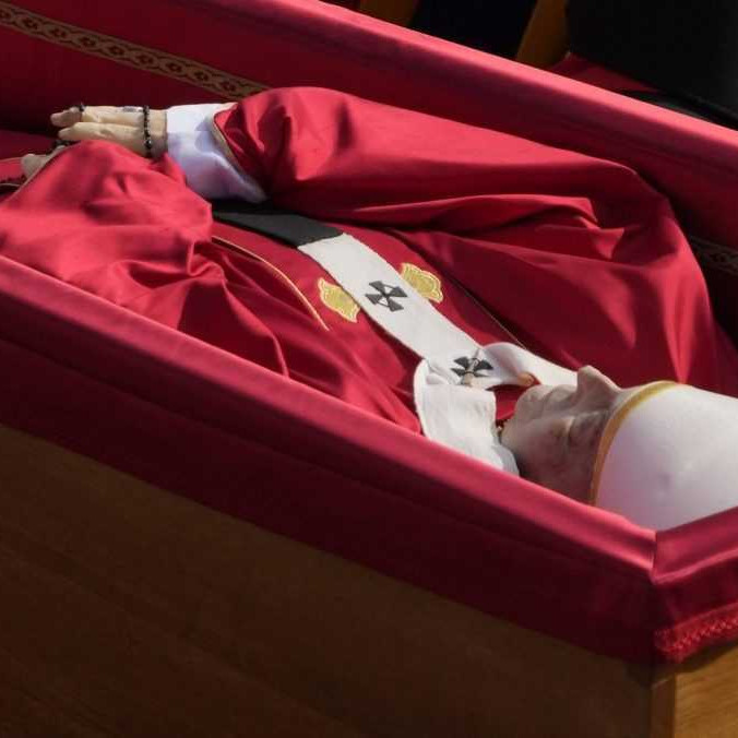 Pápež František zomrel na Veľkonočný pondelok ráno vo veku 88 rokov.