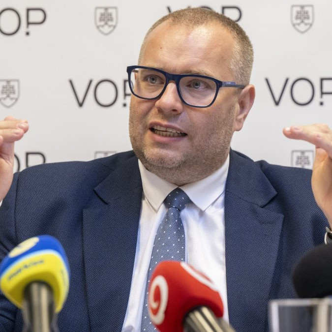 Verejný ochranca práv Róbert Dobrovodský.