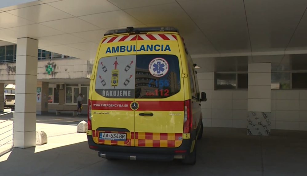 Tender má rozhodnúť o tom, kto bude ďalších šesť rokov prevádzkovať takmer 350 staníc záchrannej zdravotnej služby.