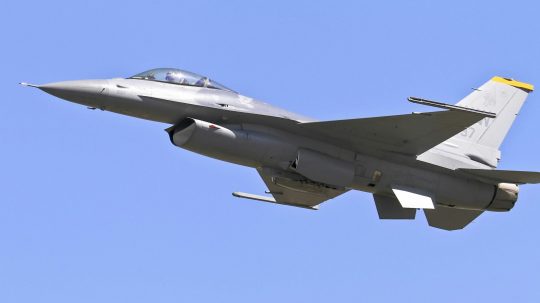 lietadlo F-16
