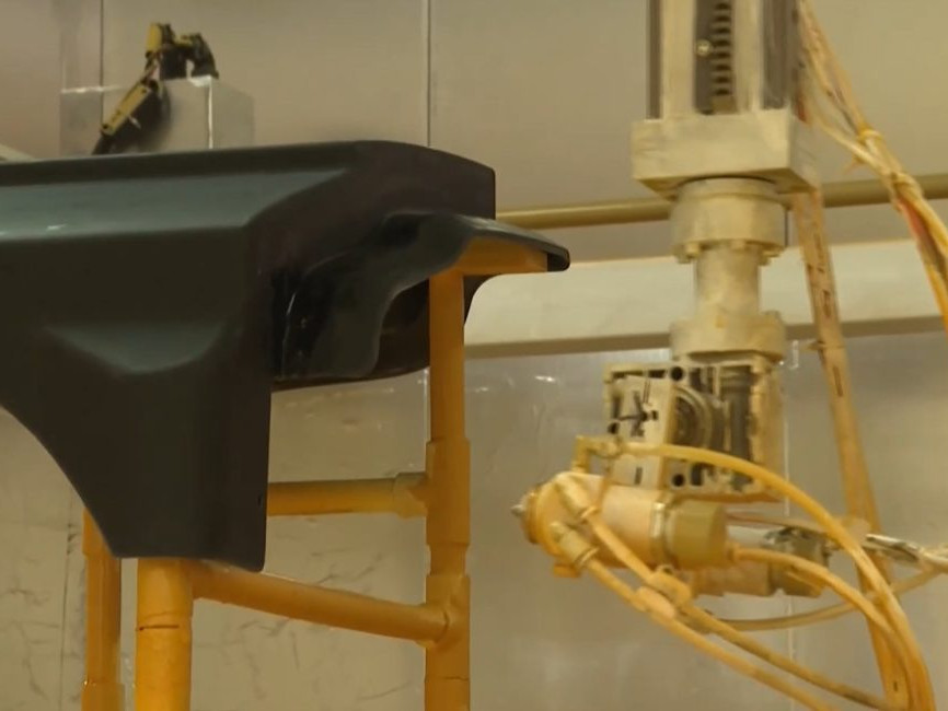 Na ilustračnej snímke prístroj v závode.