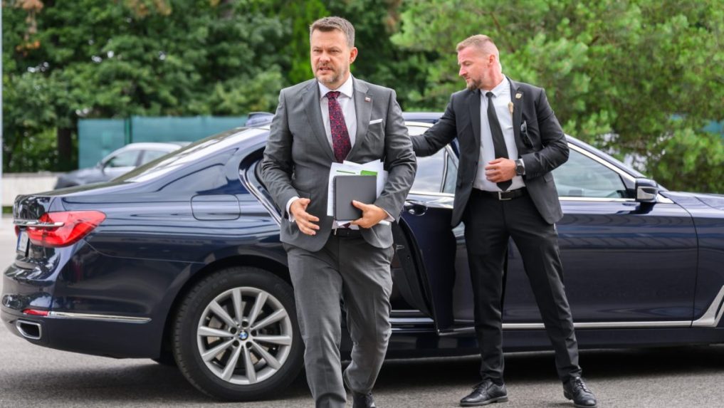 Na snímke minister investícií Samuel Migaľ.