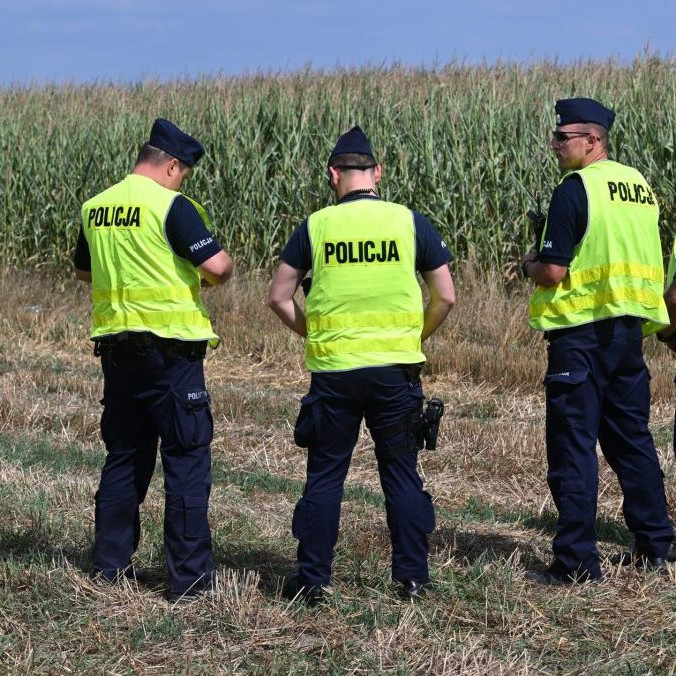 Na poľské územie v noci spadol a vybuchol dron. Podľa prokurátora bol vojenský