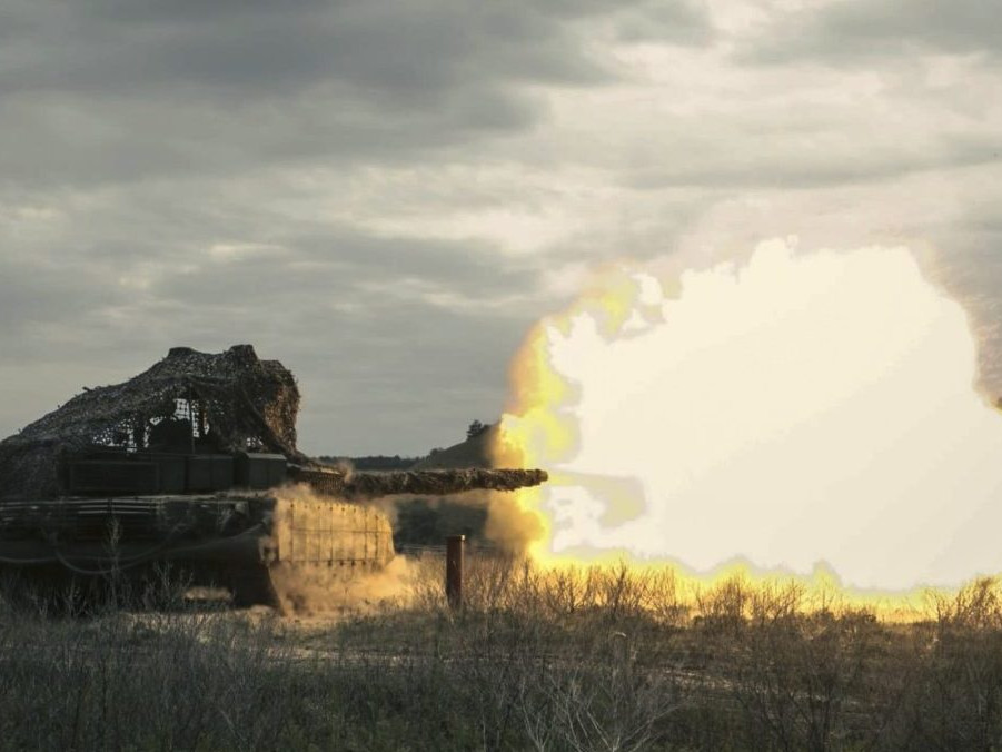 Tank páli.