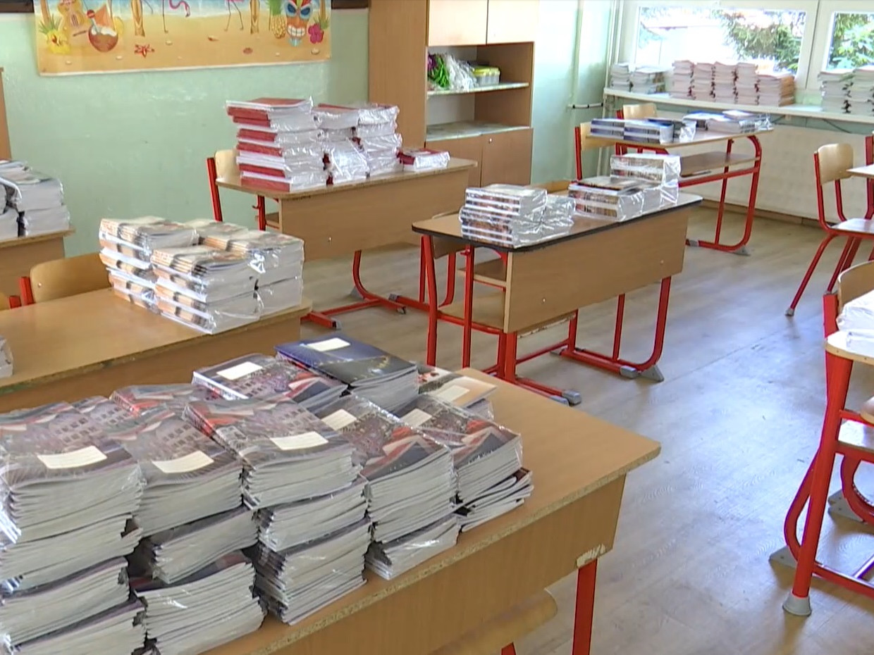 Na zošitoch nájdu deti známe miesta Komárna.