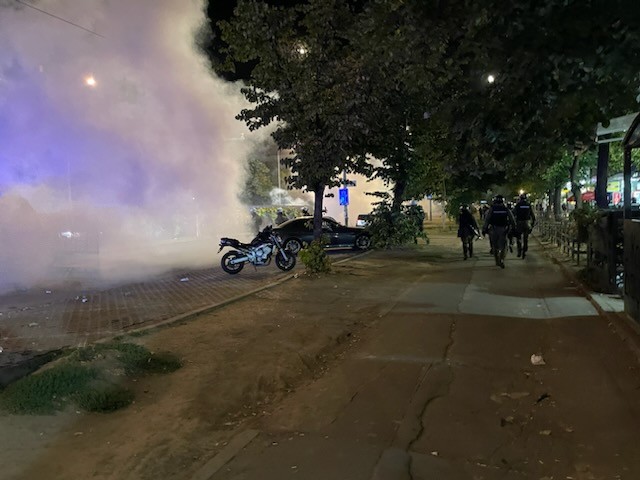 Na snÃƒÂ­mke polÃƒÂ­cia v uliciach poÃ„Âas demonÃ…Â¡trÃƒÂ¡ciÃƒÂ­.