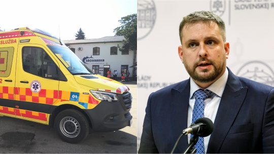 Na snímke záchranka a Kamil Šaško.