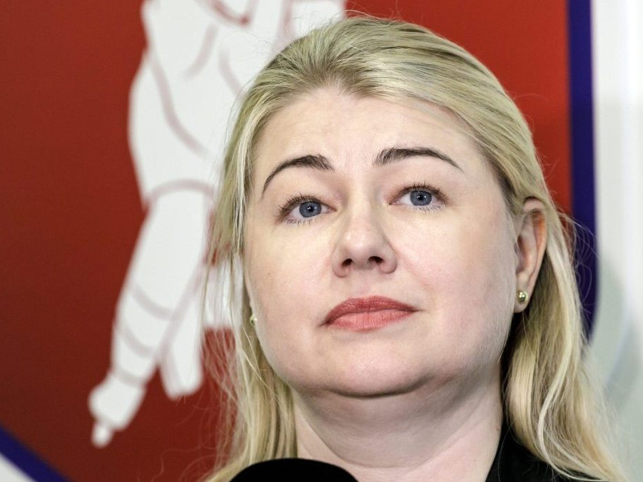 Na snímke Aneta Büdiová.