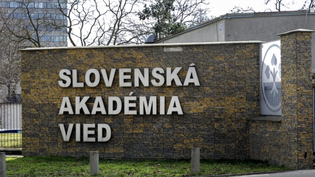 Slovenská akadémia vied.