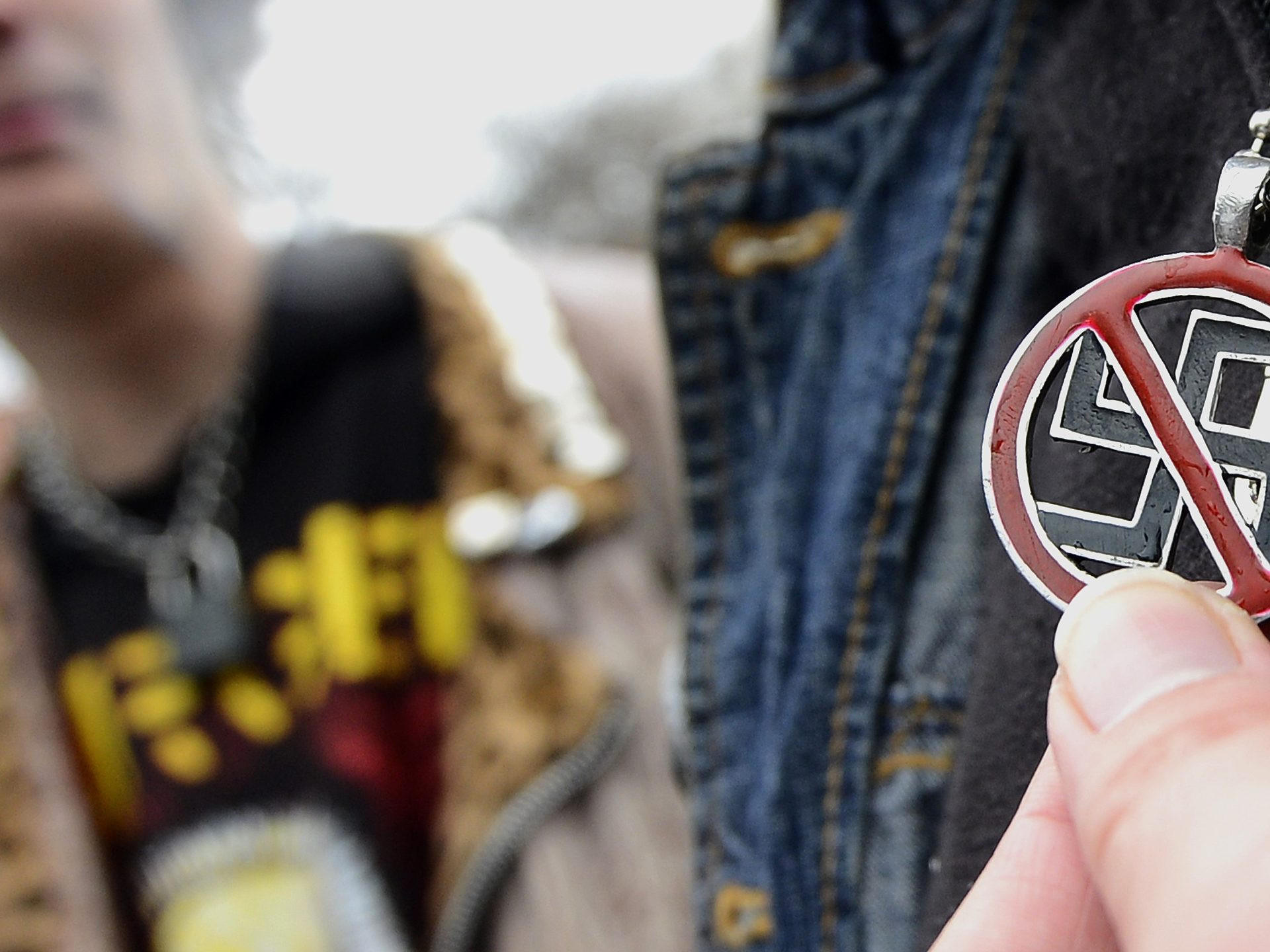 Antifa je hnutie združujúce skupiny a jednotlivcov, ktorí sa hlásia k boju proti fašizmu.