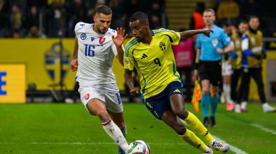 David Hancko a Alexander Isak