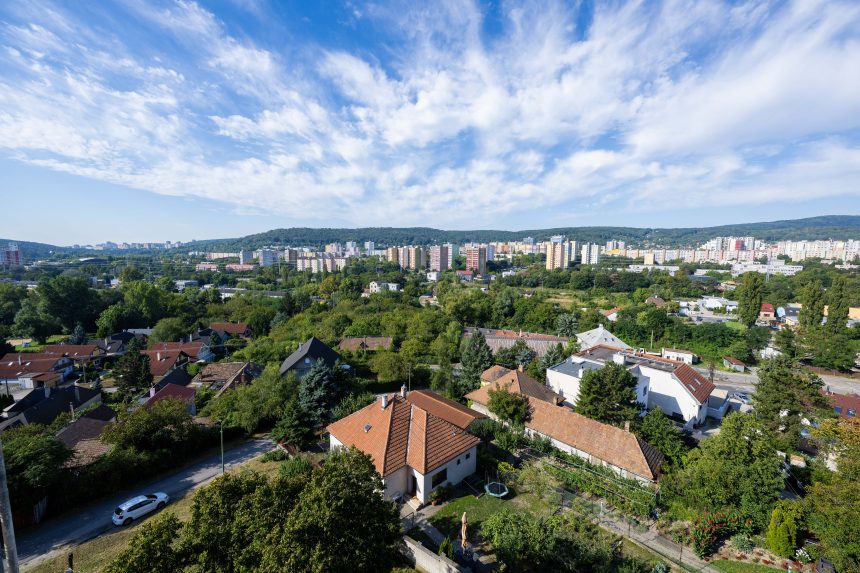 Lamač a Dúbravka