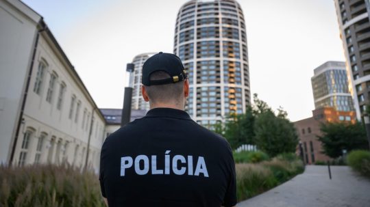 policajt