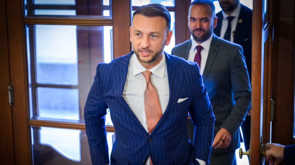 Matúš Šutaj Eštok
