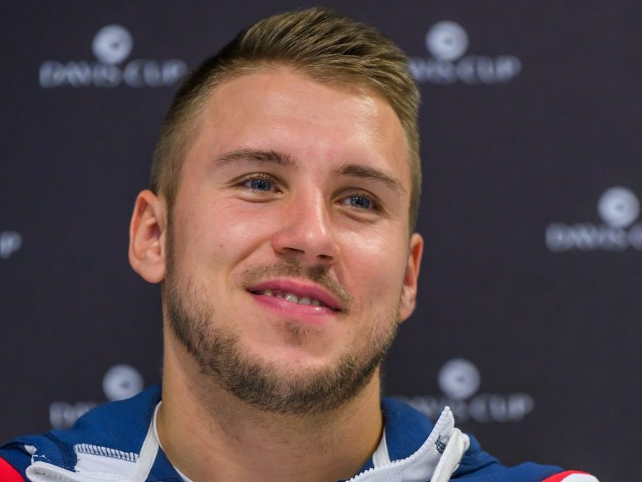 Alex Molčan