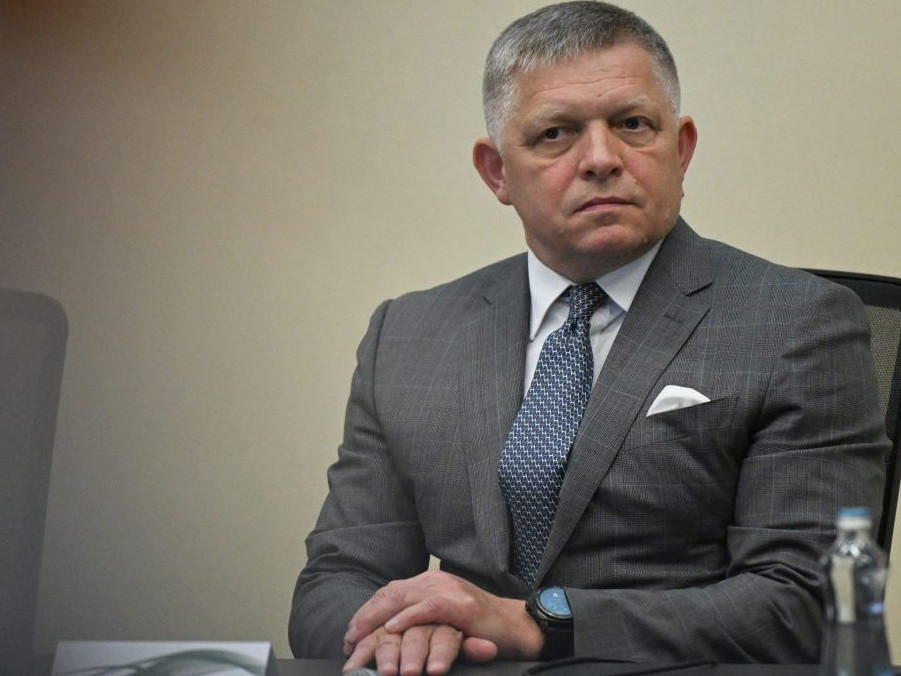 Predseda vlády Robert Fico.