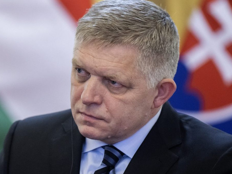 Premiér Robert Fico.