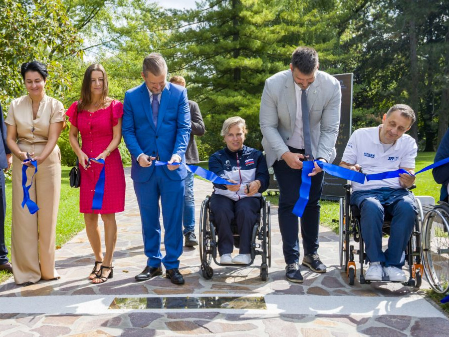 Chodník slávy vznikol po paralympijských hrách v Londýne v septembri 2012.