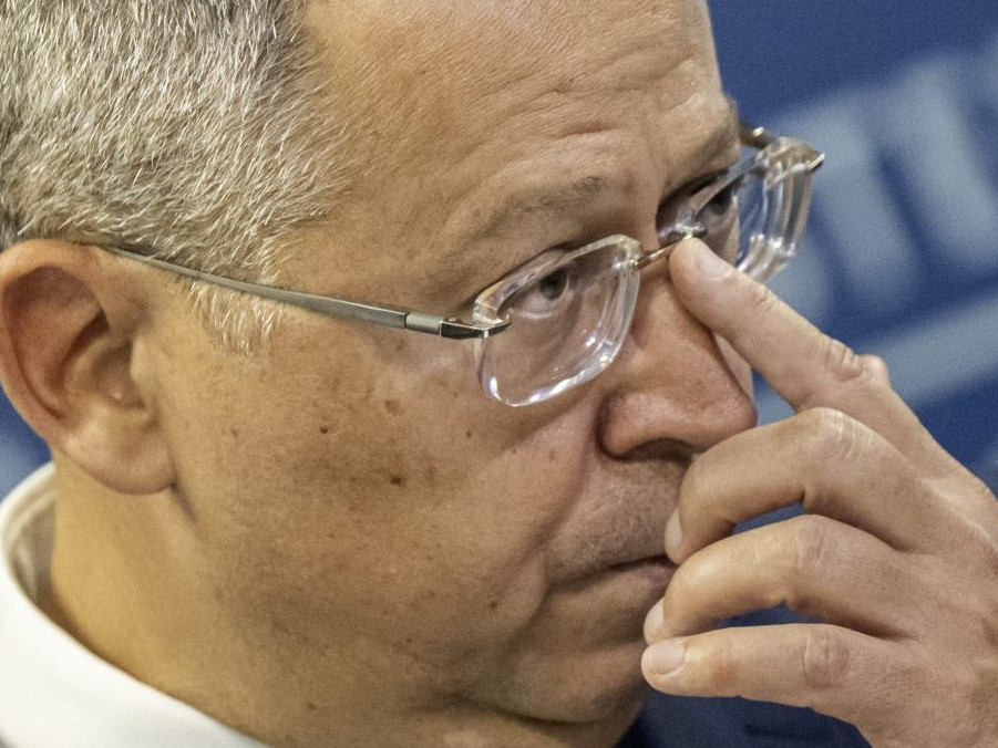 Minister financií Ladislav Kamenický.