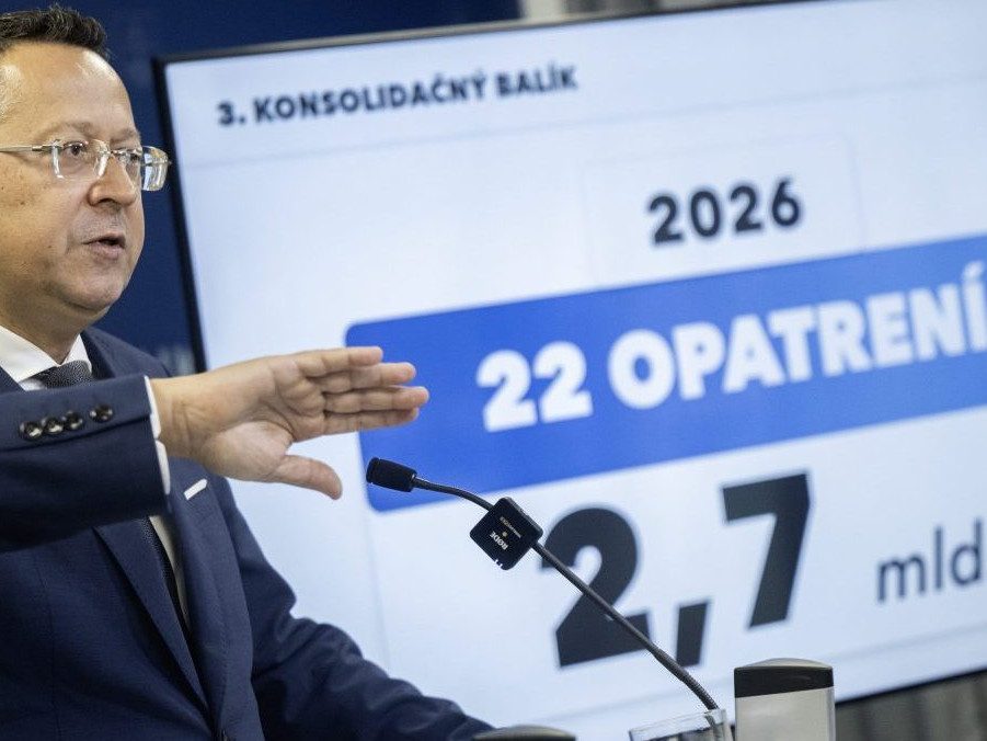 Na snímke minister financií SR Ladislav Kamenický.