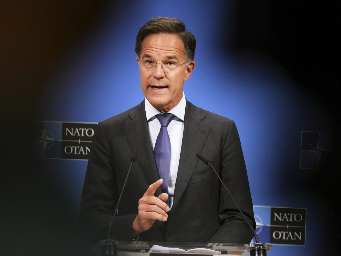 Rusko je a v dohľadnej budúcnosti zostane destabilizačnou silou vo svete, uviedol Mark Rutte