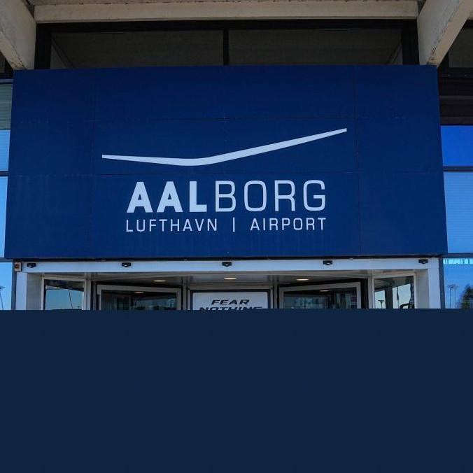 Na snímke zatvorené letisko v Aalborgu.