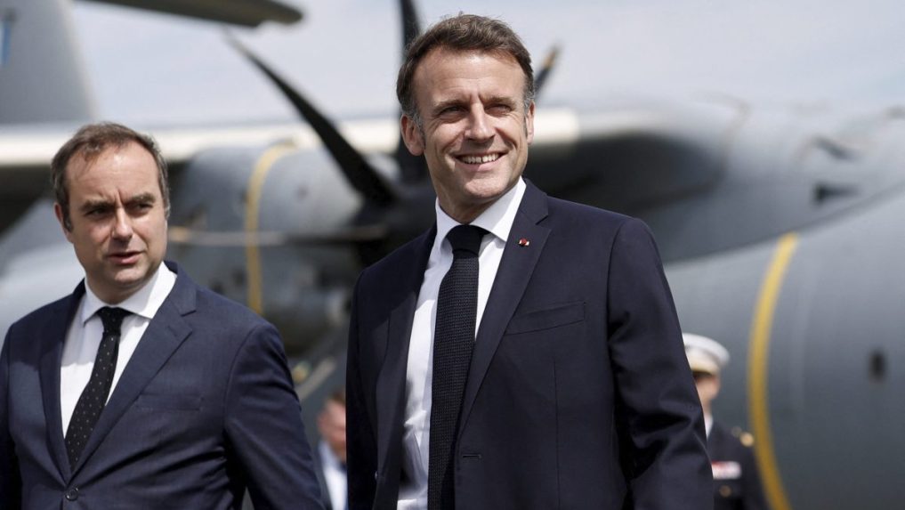 E. Macron vymenoval nového francúzskeho premiéra. Stal sa ním bývalý minister obrany Sébastien Lecornu