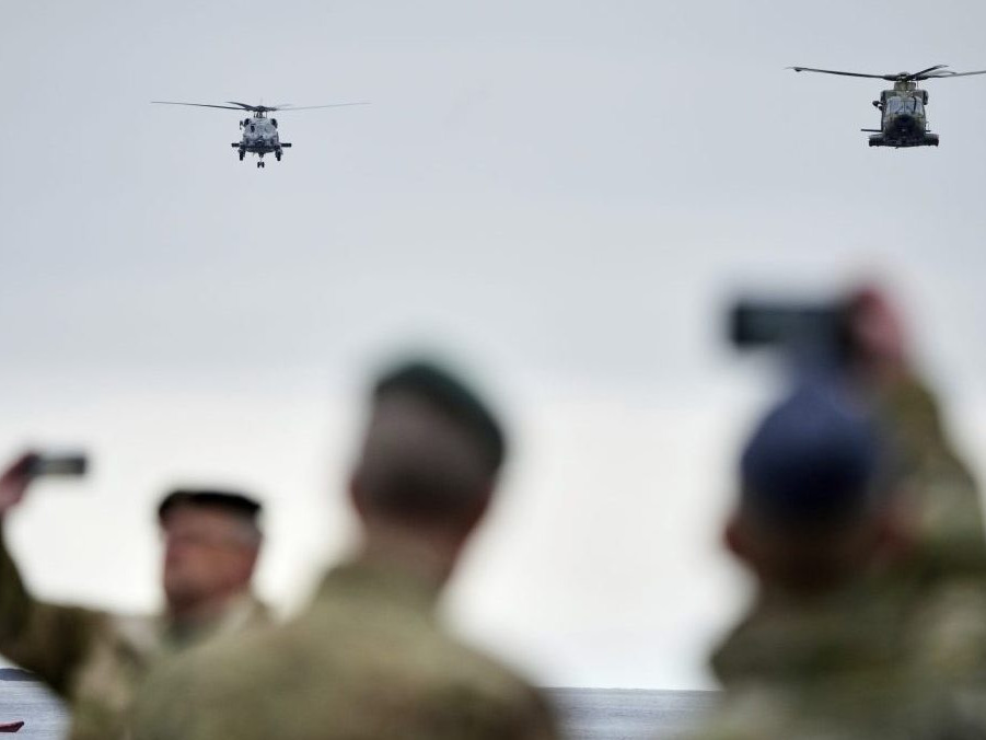 Výcvik vojakov z viacerých európskych členských štátov NATO.