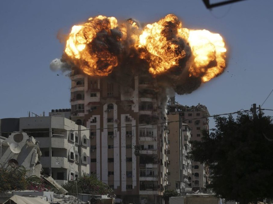 Izraelský útok na mesto Gaza.