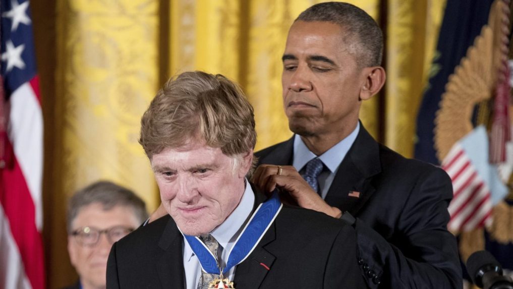 Americký exprezident Barack Obama v roku 2016 hercovi odovzdal Prezidentskú medailu slobody.