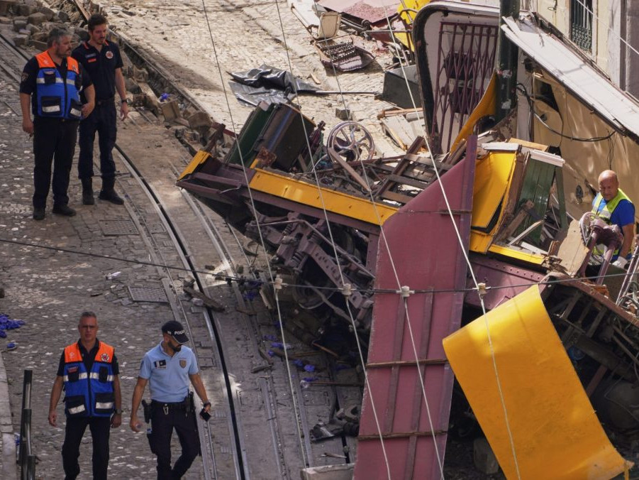 zrútená lanovka v Lisabone