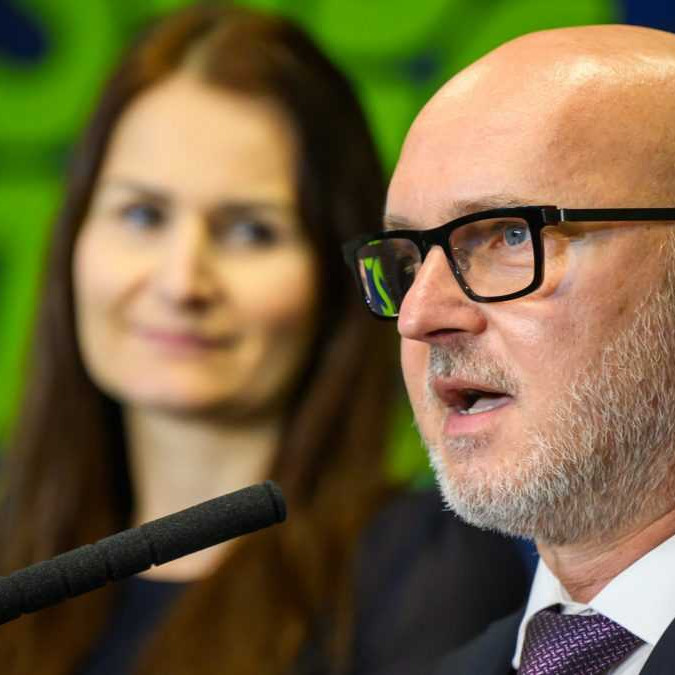 Predseda SaS Branislav Gröhling.