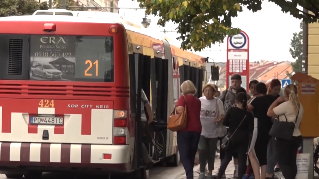 Petícia v Prešove neuspela: Mesto nevráti 10-minútový lístok na MHD, ušetriť sa však pri cestovaní dá