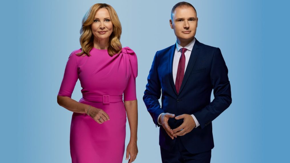 ModerÃƒÂ¡tori Janette Ã…Â tefÃƒÂ¡nkovÃƒÂ¡ a Ã„Â½ubomÃƒÂ­r BajanÃƒÂ­k.