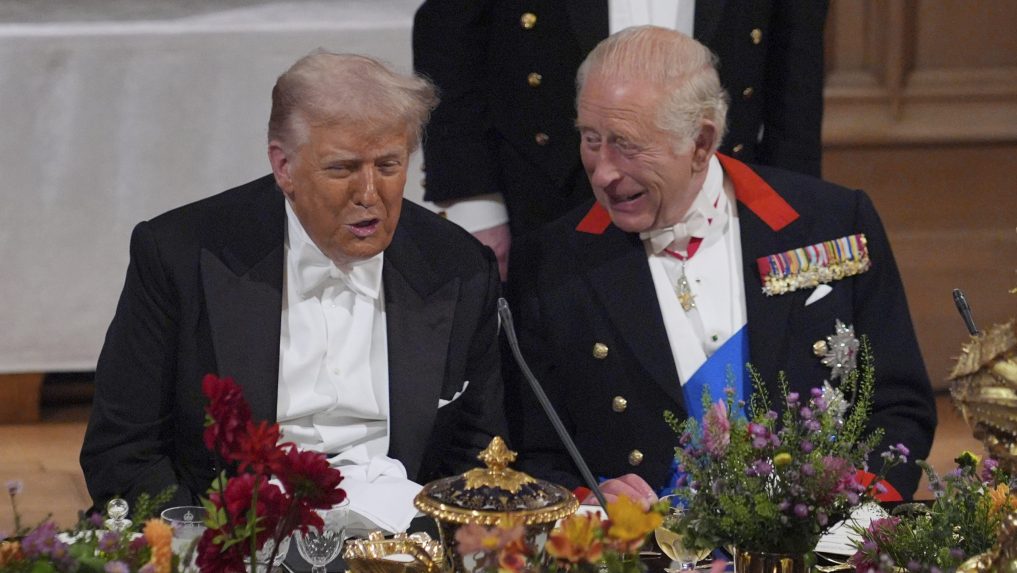 Donald Trump a kráľ Karol III.