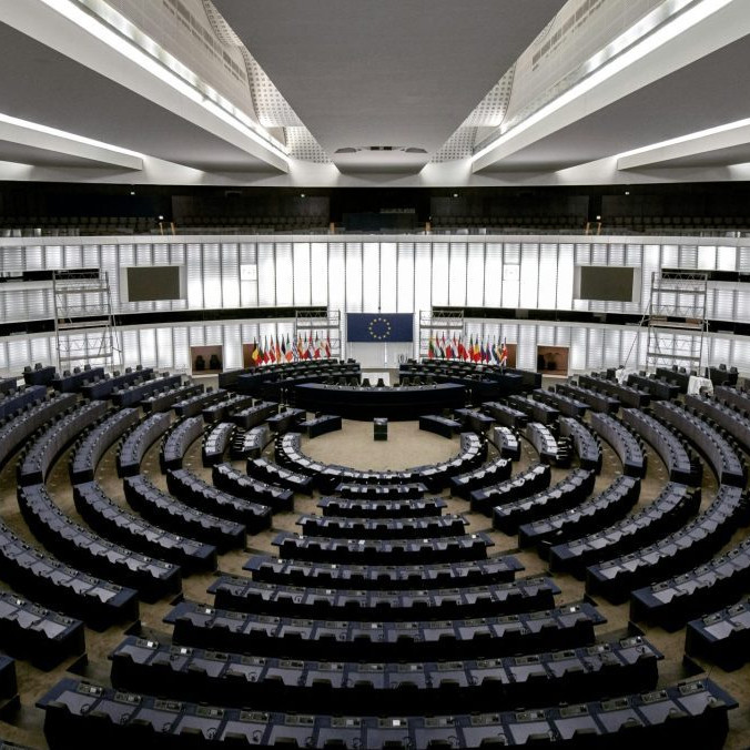 Na ilustračnej snímke Európsky parlament.