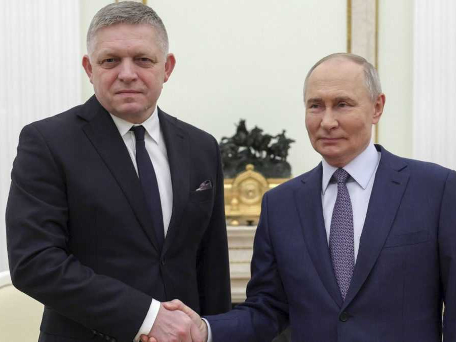 Zľava premiér Robert Fico (Smer-SD) a ruský prezident Vladimir Putin.