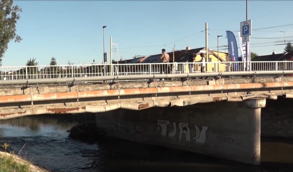 Most zbúrajú a na tom istom mieste postavia nový.
