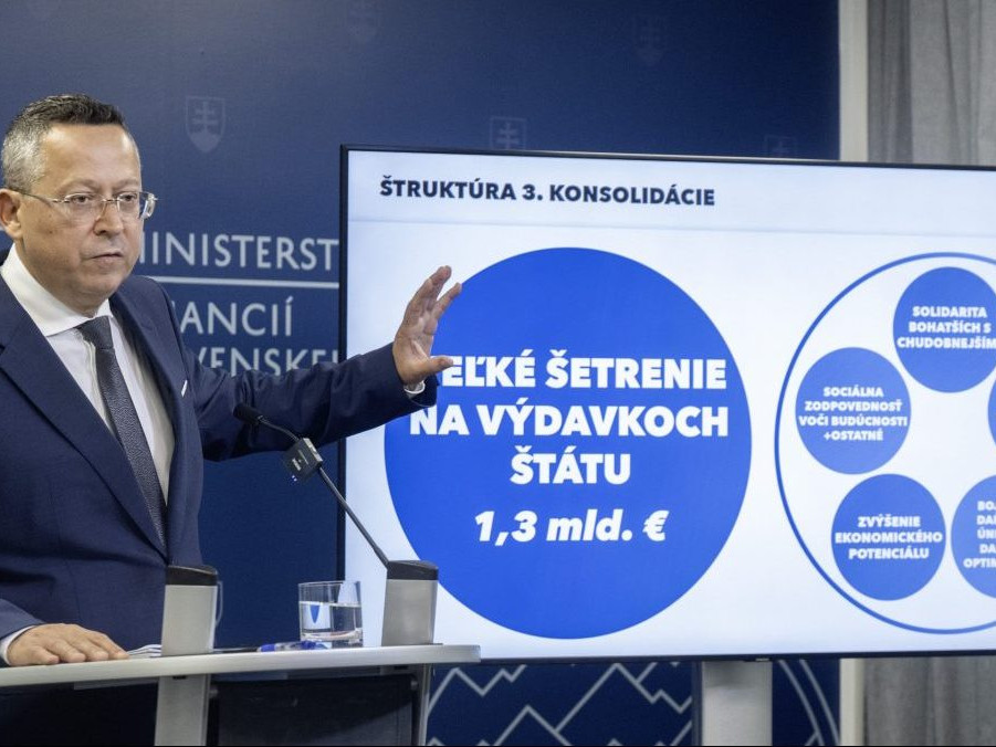 Minister financií Ladislav Kamenický