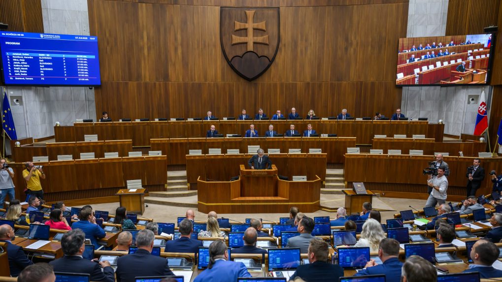 Na snímke plénum počas 39. schôdze Národnej rady SR v Bratislave 9. septembra 2025.