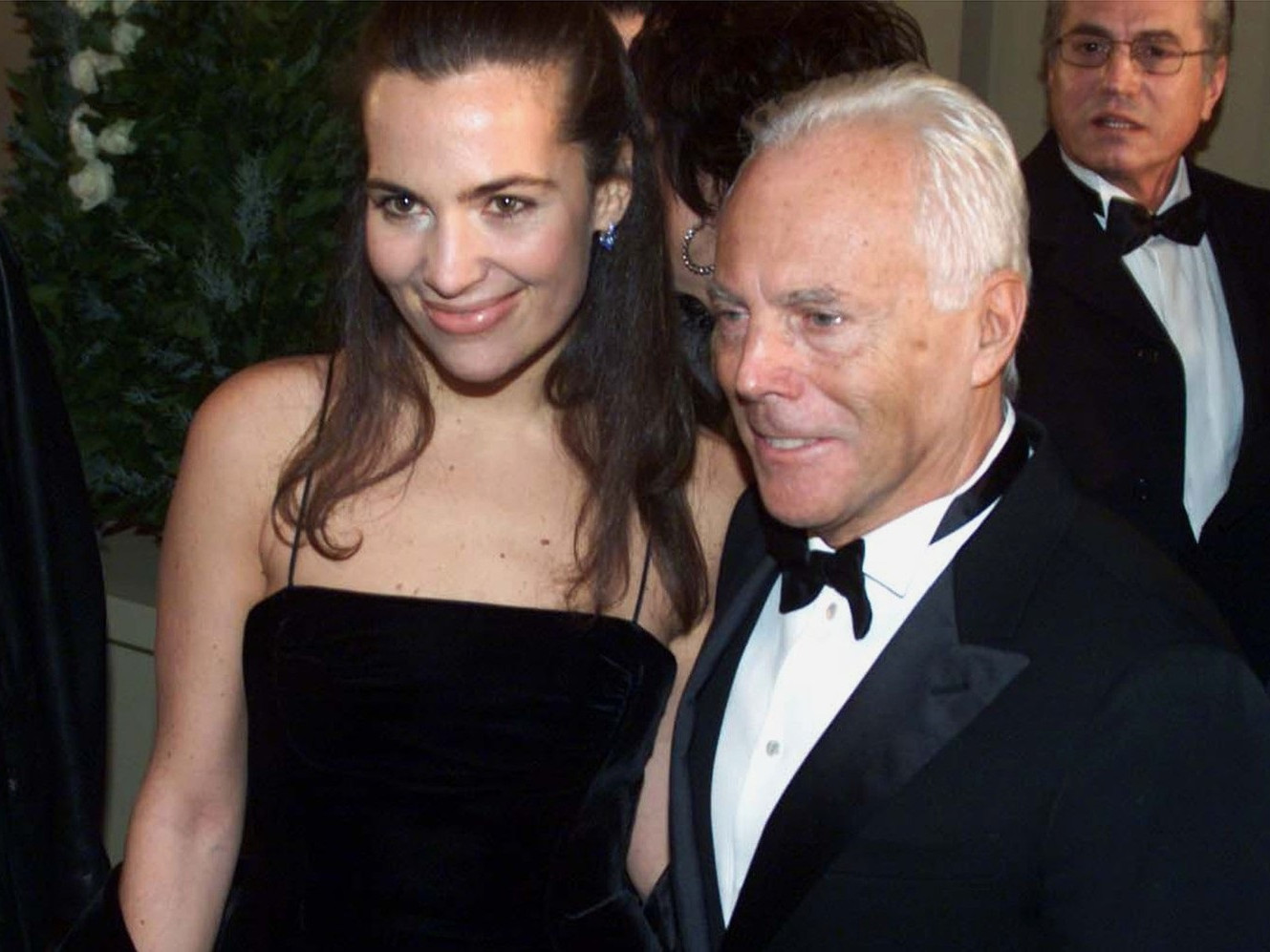 Módny návrhár Giorgio Armani so svojou neterou v roku 2001.